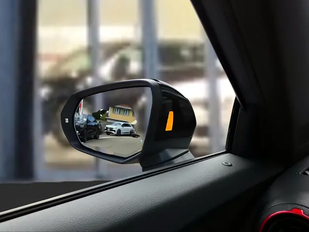 AUDI SQ2 TFSI quattro S-tronic Pfeilgrau Perleffekt