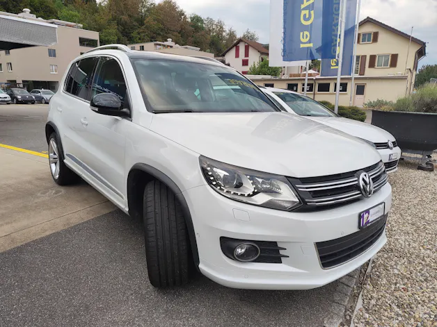 VW Tiguan 2.0 TDI Sport&Style 4Motion DSG
