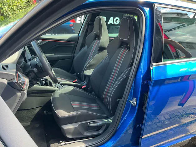 SKODA Kamiq Monte Carlo 150PS *** PANORAMADACH & 5 JAHRE SKODA WERKSGARANTIE ***