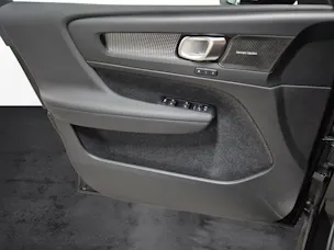 VOLVO EX40 Twin Black Edition AWD