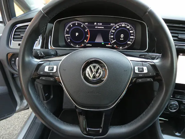 VW Golf VII 1.5 TSI 150 Highline DSG