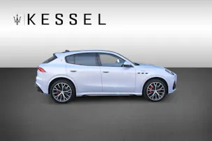 MASERATI Grecale 3.0 Trofeo Automatica