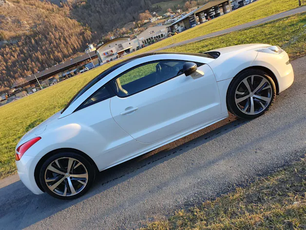 PEUGEOT RCZ 1.6 200PS Turbo
