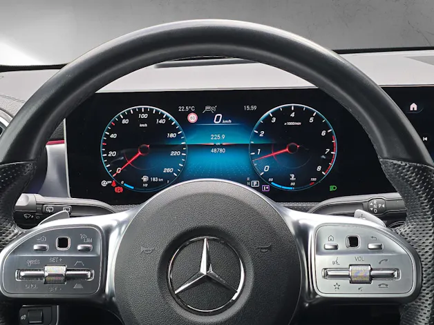 MERCEDES-BENZ A 220 Progressive 7G-DCT 4Matic