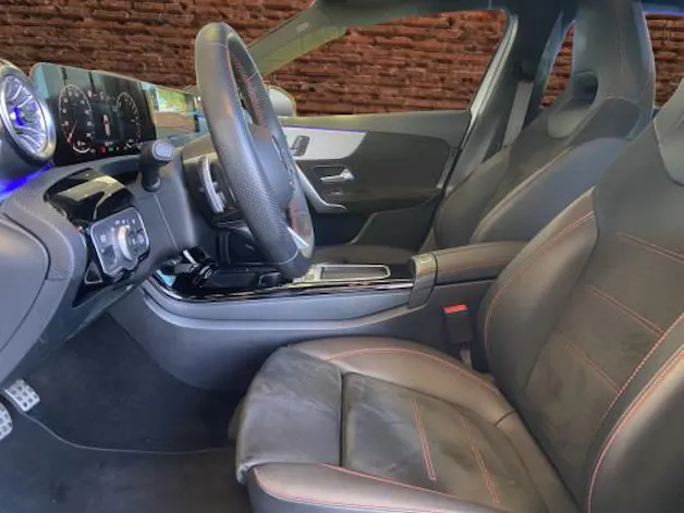 MERCEDES-BENZ A 250 e 8G-DCT