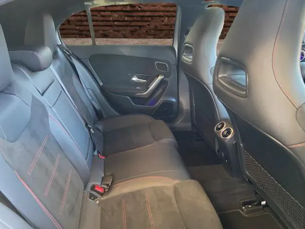 MERCEDES-BENZ A 250 e 8G-DCT