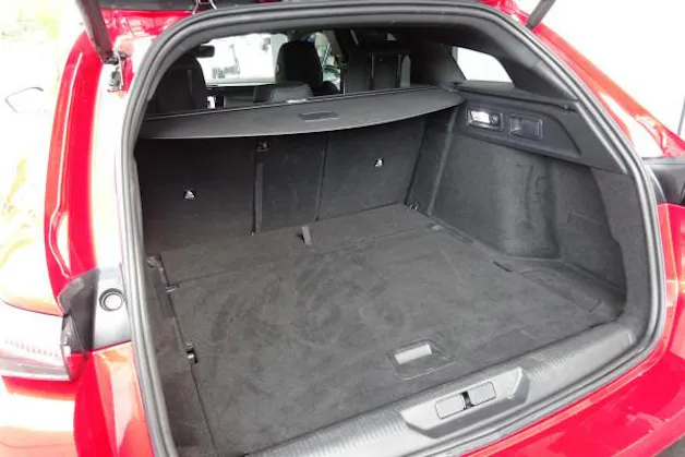 PEUGEOT 308 SW 1.2 HEV 136 GT