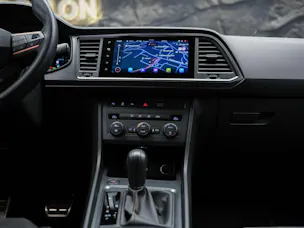 CUPRA Ateca 1.5TSI DSG *Lenkradheizung*LED Scheinwerfer*Werksgarantie*