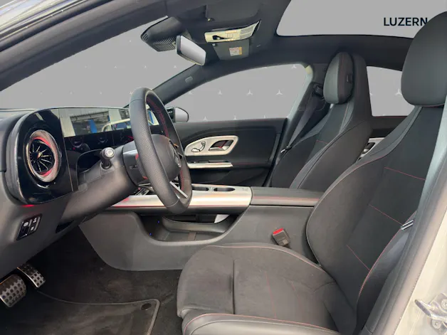 MERCEDES-BENZ CLA 220 8G-DCT 4Matic