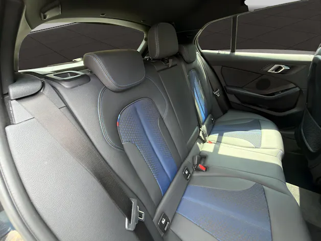 BMW 118i Pure M Sport Essential Edition