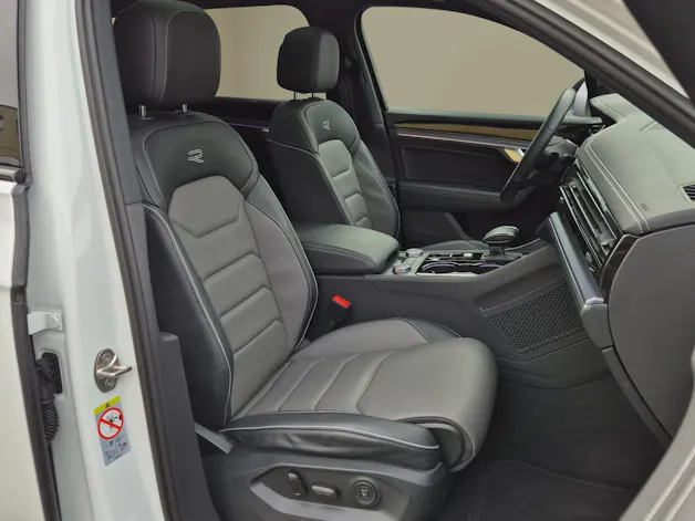 VW Touareg 3.0 TDI R-Line Tiptronic