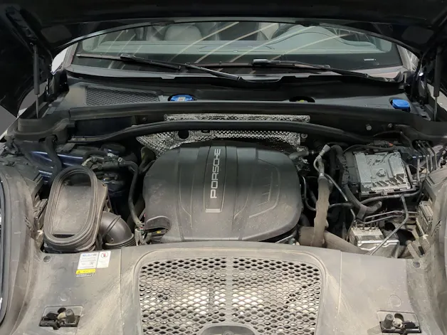 PORSCHE Macan PDK