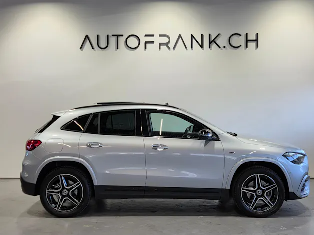 MERCEDES-BENZ GLA 250 e EQ Star AMG Line