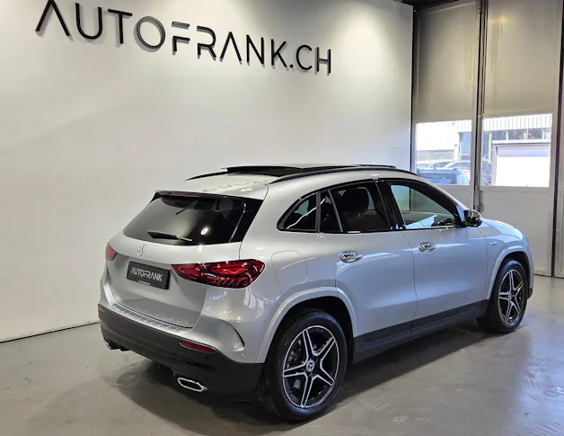 MERCEDES-BENZ GLA 250 e EQ Star AMG Line