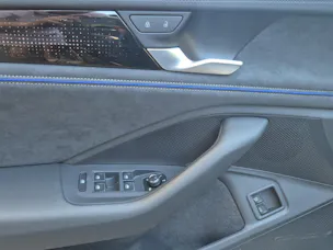 VW Passat Variant 1.5 TSI evo2 Plug-In- Hybrid R-Line DSG