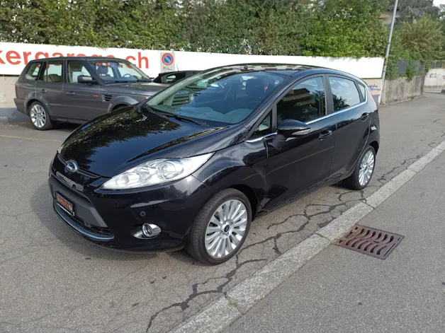 FORD Fiesta 1.6 16V Titanium