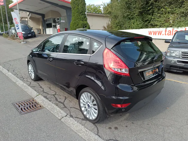 FORD Fiesta 1.6 16V Titanium
