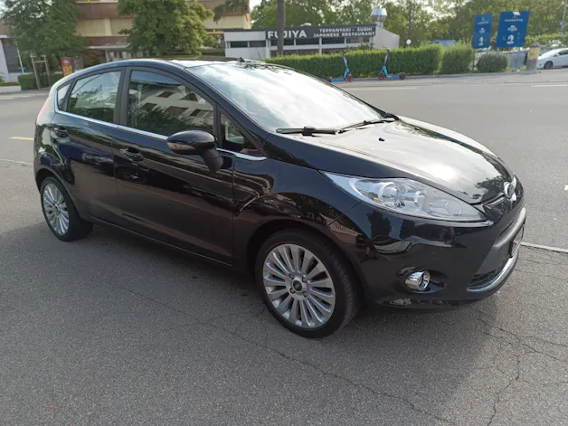 FORD Fiesta 1.6 16V Titanium