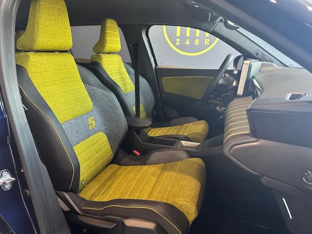 RENAULT R5 E-Tech Comfort Range 52 kWh Iconic Five