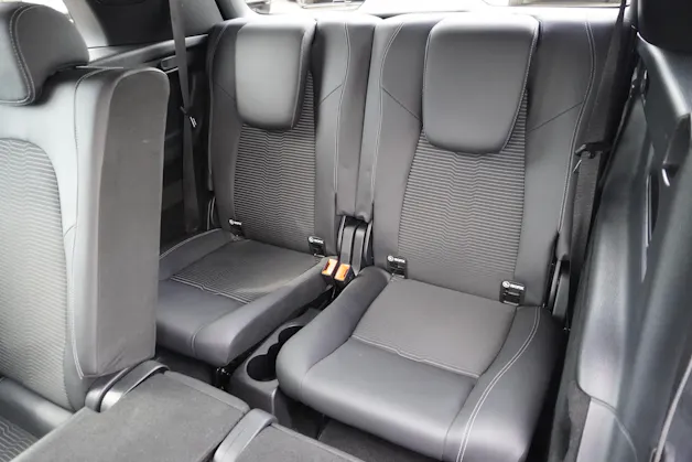 MERCEDES-BENZ GLB 220 d 4Matic Progressive 8G-Tronic 7-PLÄTZER!!!