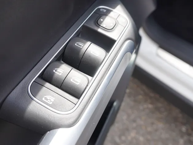 MERCEDES-BENZ GLB 220 d 4Matic Progressive 8G-Tronic 7-PLÄTZER!!!
