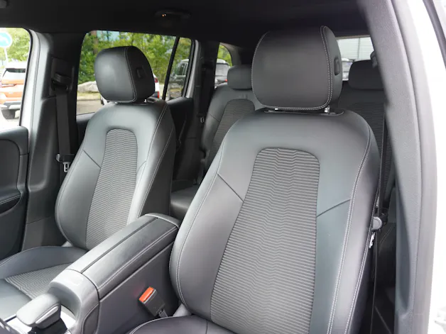 MERCEDES-BENZ GLB 220 d 4Matic Progressive 8G-Tronic 7-PLÄTZER!!!