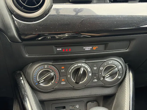 MAZDA 2 SKYACTIV-G 90 Ambition Automat