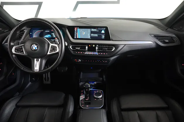 BMW M135i xDrive Steptronic