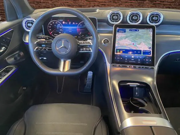 MERCEDES-BENZ GLC 220 d 4M 9G-Tronic