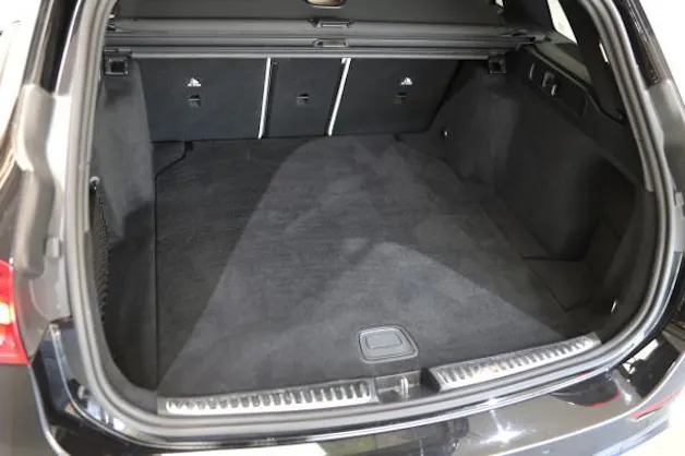 MERCEDES-BENZ C 220 d T 4M Swiss Star