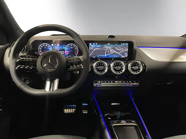 MERCEDES-BENZ GLA 250 4Matic 8G-DCT Swiss Star
