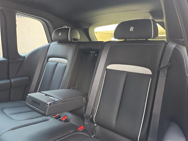 Rolls Royce ROLLS-ROYCE Cullinan Serie II - Neuwagen - CRYSTAL OVER BLACK