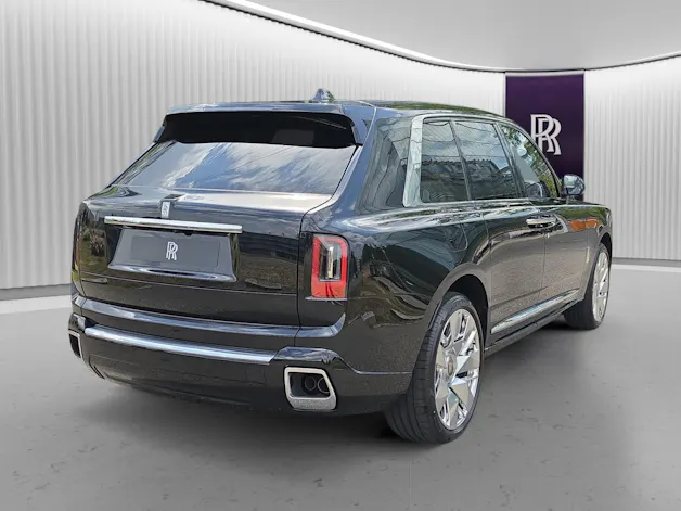 Rolls Royce ROLLS-ROYCE Cullinan Serie II - Neuwagen - CRYSTAL OVER BLACK