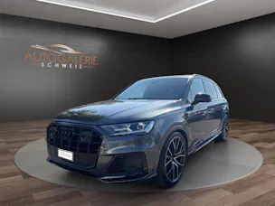 AUDI SQ7 TFSI quattro | CH | Audi Garantie 2027 | NP: 170K | 22" | Black Optik | Massage | Pano |  7Sitz |