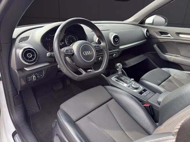 AUDI A3 Cabriolet 1.4 TFSI Ambition S-tronic