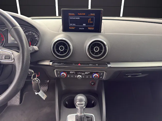 AUDI A3 Cabriolet 1.4 TFSI Ambition S-tronic