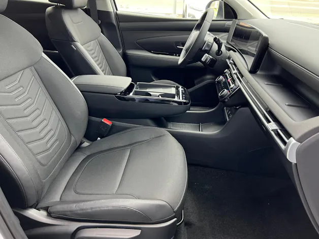 HYUNDAI Tucson 1.6 TGDI HEV Amplia 2WD