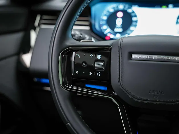 Land Rover Range Rover Sport 3.0 I6 300 SE Dynamic *Werksgarantie*24" Felgen*Panorama*Luftfahrwerk*360°*