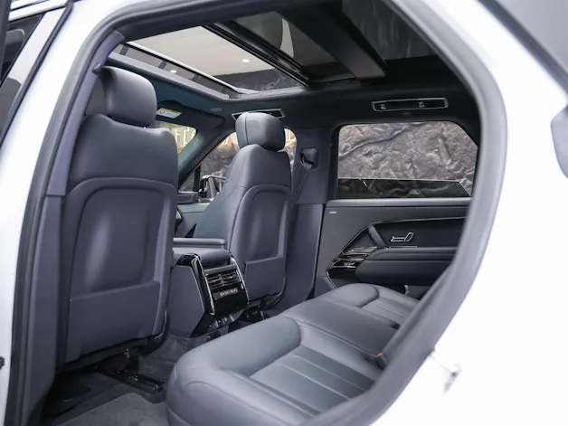 Land Rover Range Rover Sport 3.0 I6 300 SE Dynamic *Werksgarantie*24" Felgen*Panorama*Luftfahrwerk*360°*