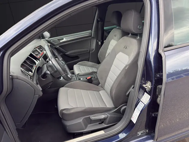 VW Golf 1.4 TSI Lounge RLine