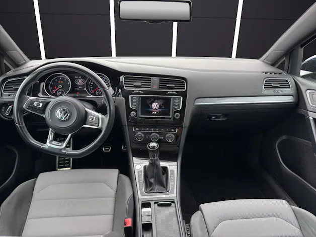 VW Golf 1.4 TSI Lounge RLine