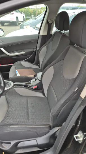 PEUGEOT 308 1.6 16V VTI Lion Ed.