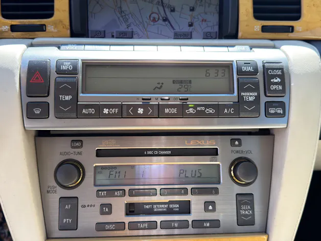 Lexus SC 430