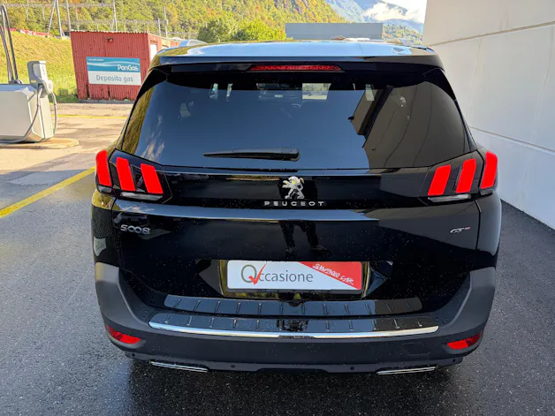 PEUGEOT 5008 2.0 BlueHDi 180 GT