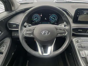 HYUNDAI Santa Fe 1.6 HEV Amplia Auto. 7 places