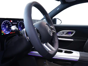 immagine del veicolo MERCEDES-BENZ GLB 220 4matic