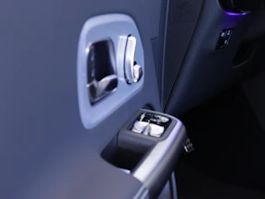 immagine del veicolo MERCEDES-BENZ GLB 220 4matic
