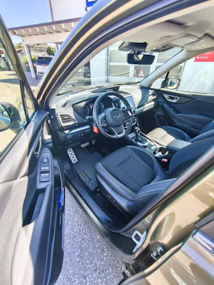 Subaru Forester Station 2.0i e-Boxer Swiss Plus