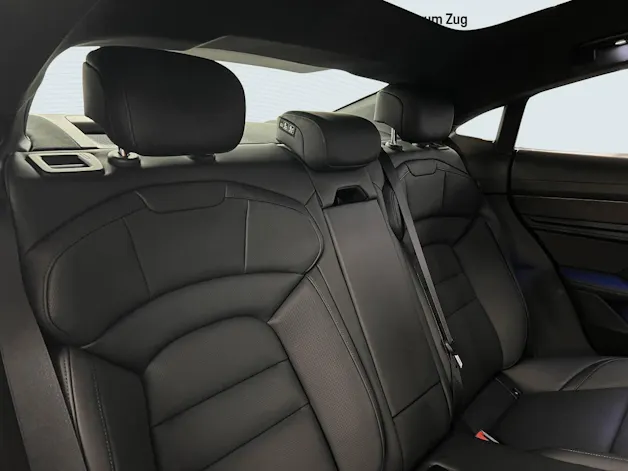 PORSCHE Taycan Turbo S