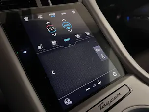 PORSCHE Taycan Turbo S